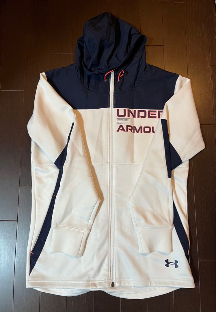 UNDER ARMOUR ジャージ上下セット ホワイト/ネイビー