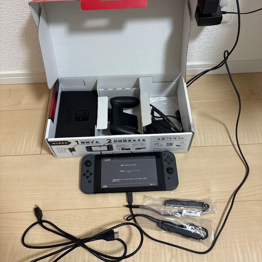 マ*ニ様 Nintendo Switch グレー本体 付属品付き