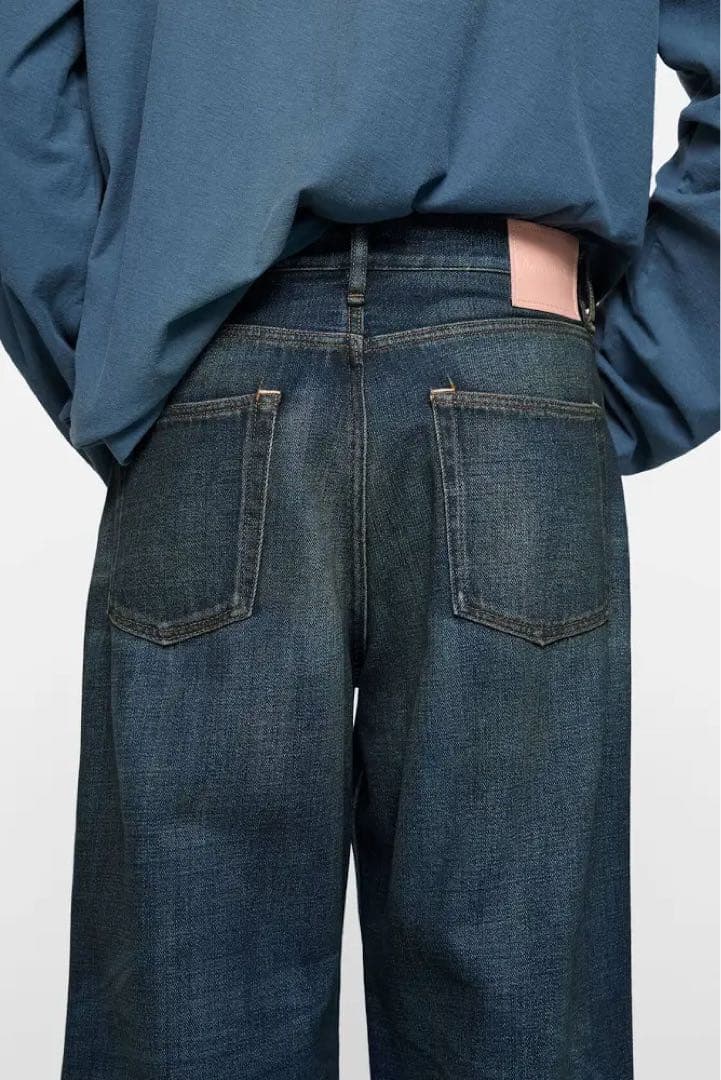 acne studios レギュラーフィットジーンズ-2022F
