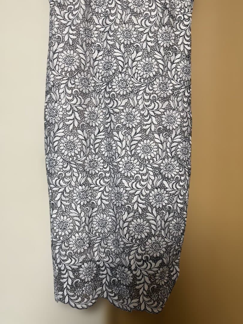 カルバンクライン　ワンピース　刺繍