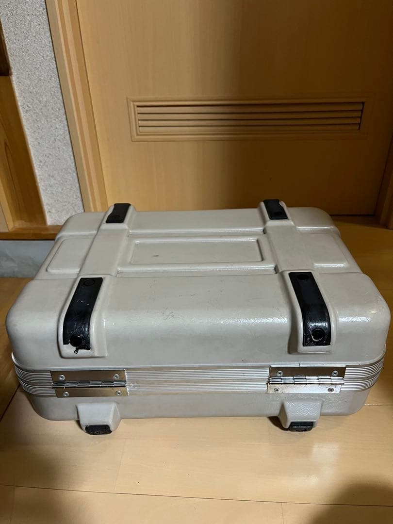 PROTEX プロテックス　カメラケース　スーツケース　ライトグレー　中古品