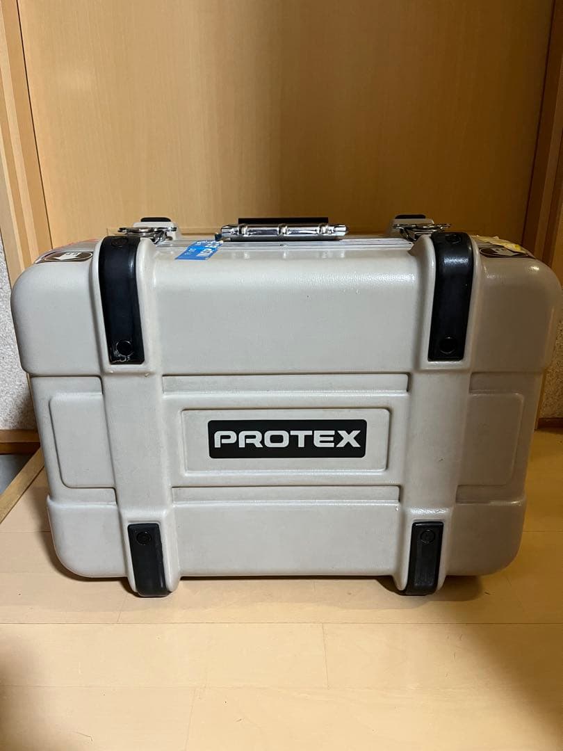PROTEX プロテックス　カメラケース　スーツケース　ライトグレー　中古品