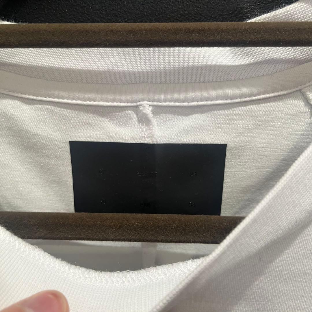 HILLOT EMIL ホワイト Tシャツ　ヘリオットエミル