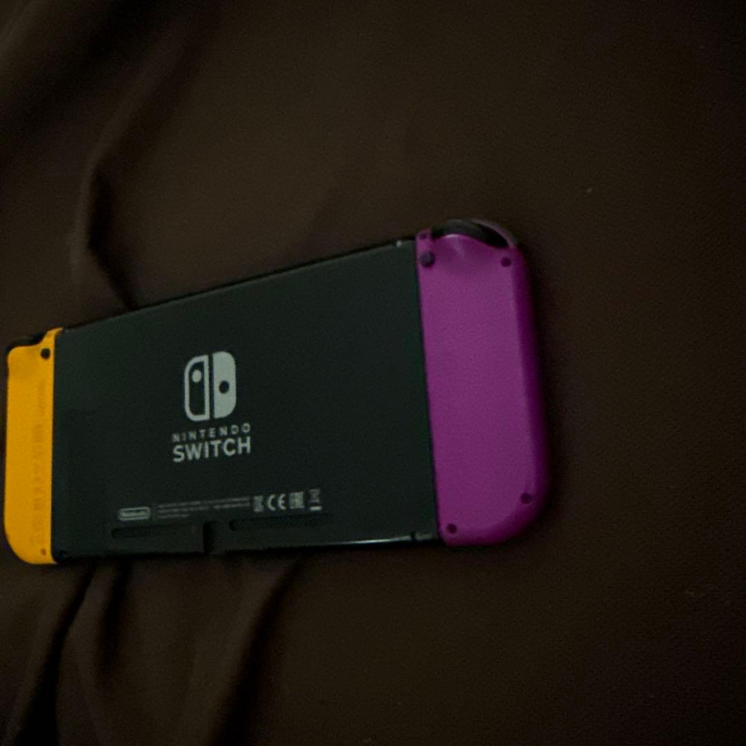 任天堂スイッチ　本体