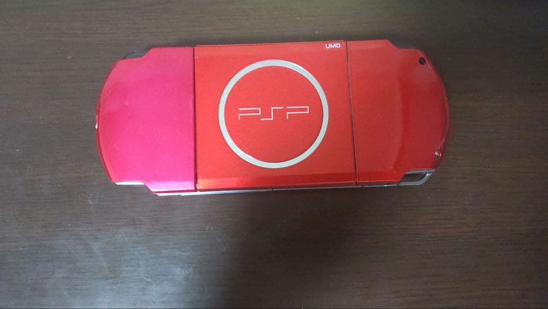 psp3000 動作確認済み　充電器付き　説明見てください
