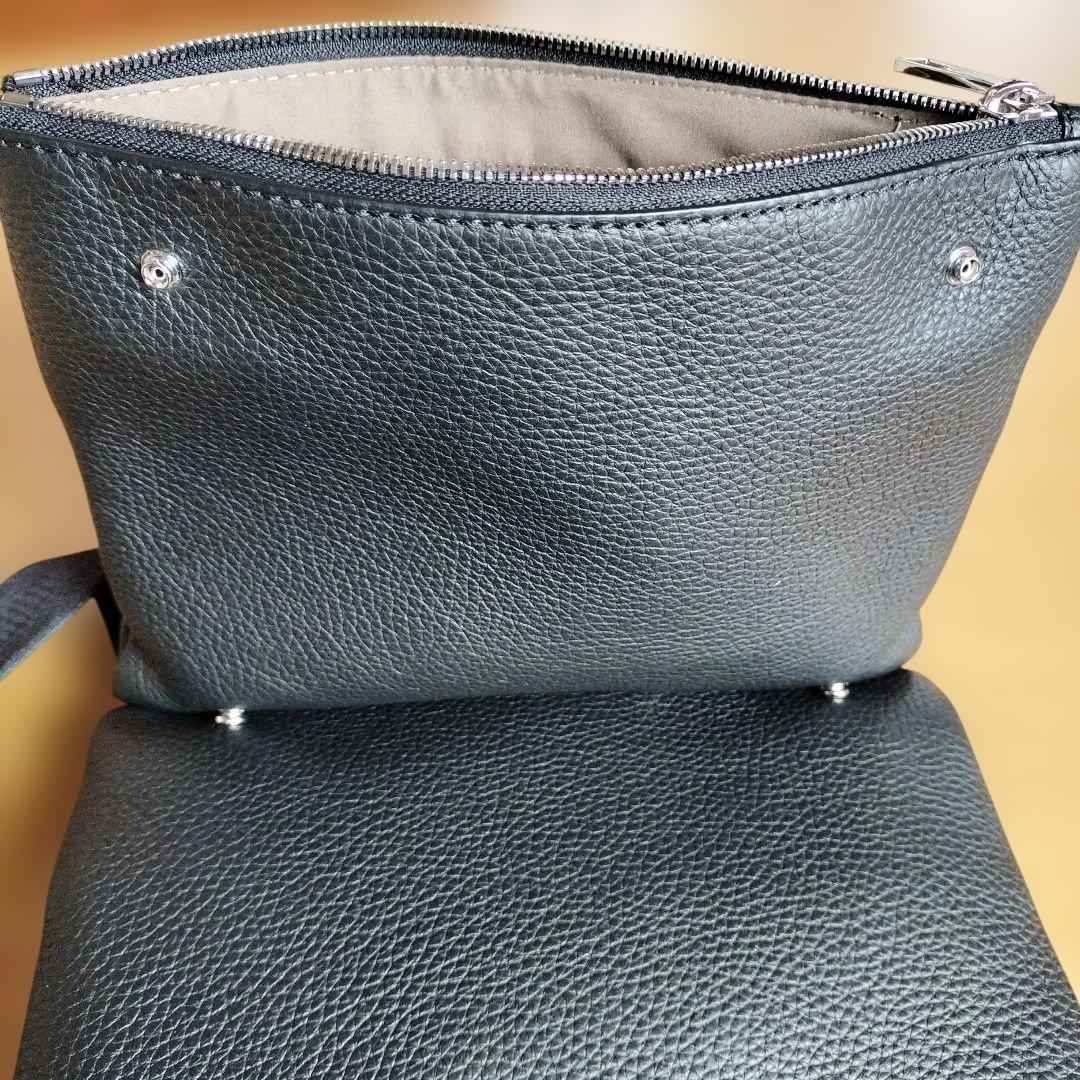BOSS 黒 レザー ショルダーバッグ