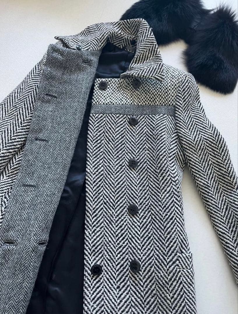 【超美品】GIANNI VERSACE ヴェルサーチレディース　ロングコート