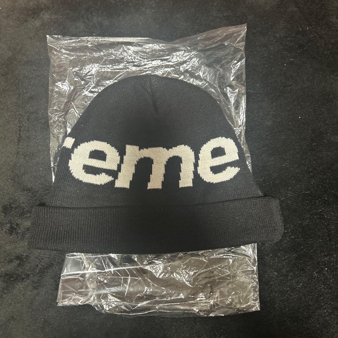 Supremeニット帽