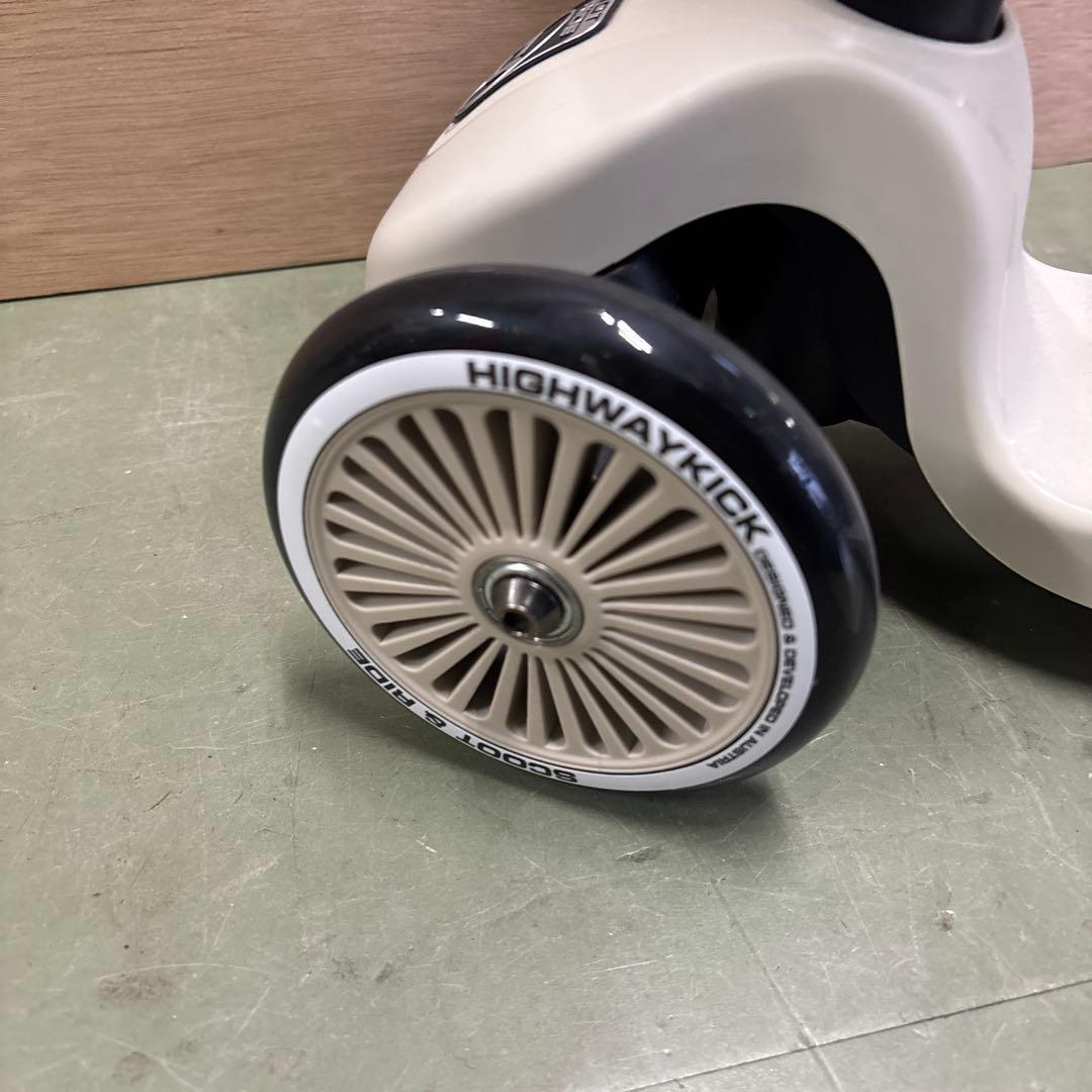SCOOT AND RIDE スクートアンドライド ハイウェイキック1