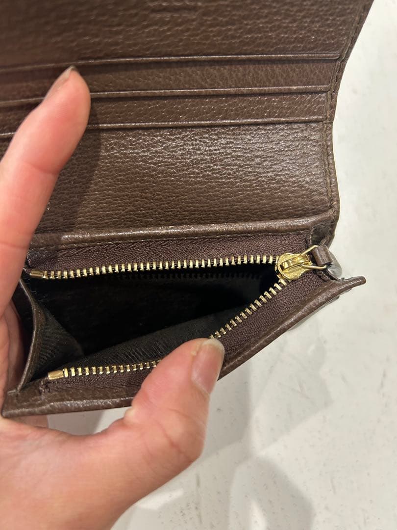 Gucci ストロベリーモチーフ 二つ折り財布
