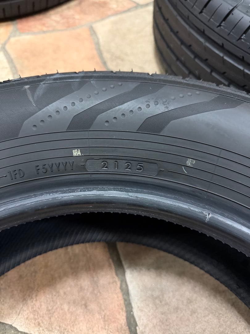 引取可・ヨコハマADVAN V03 225/65R17 タイヤ 4本セット