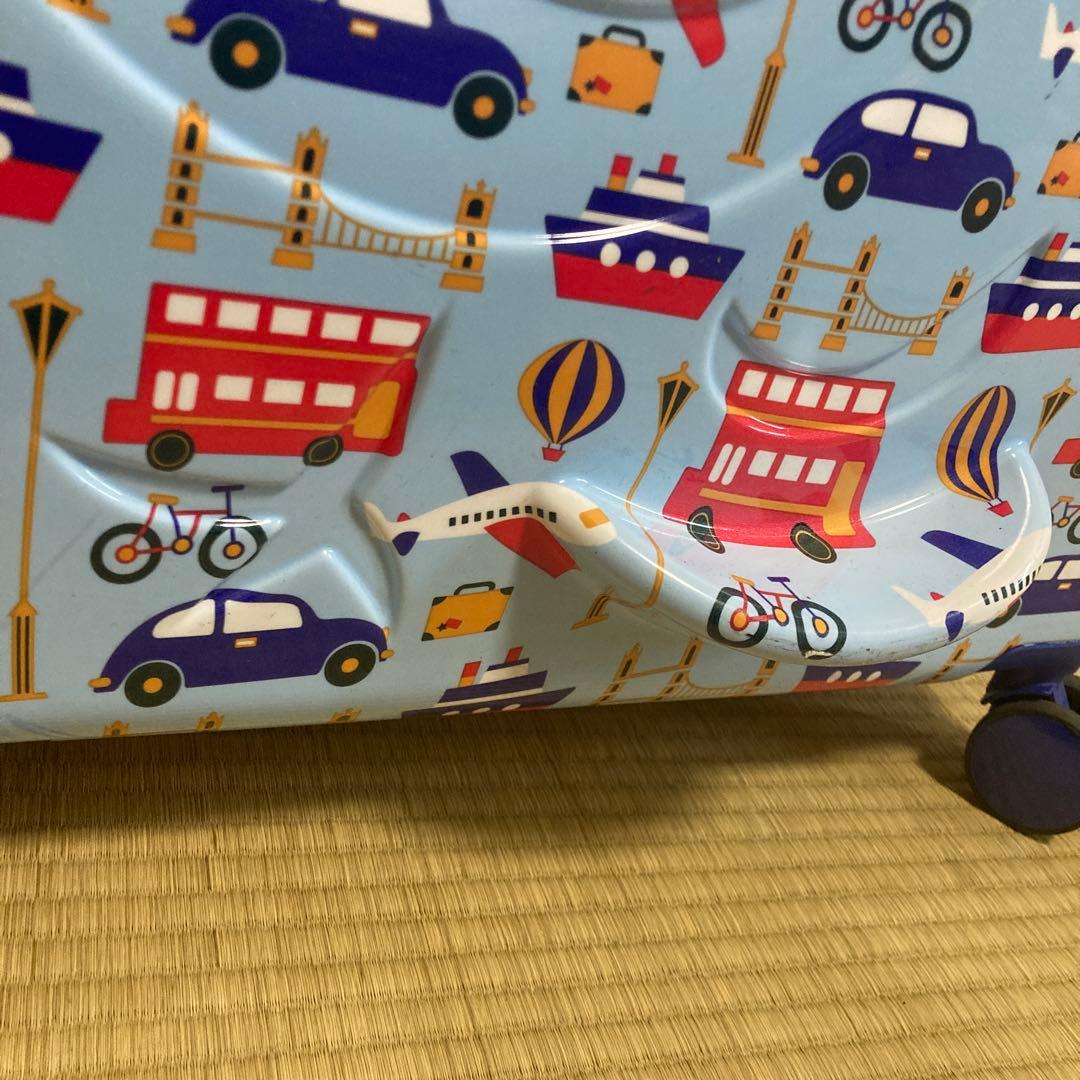 子どもが乗れる　スーツケース　キャリーバッグ