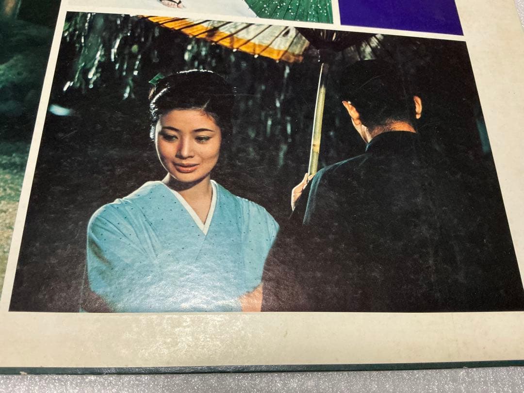 渡世　こぼれ花・藤純子。邦曲LPジャケット。【ジャケットのみでレコードは欠品】。