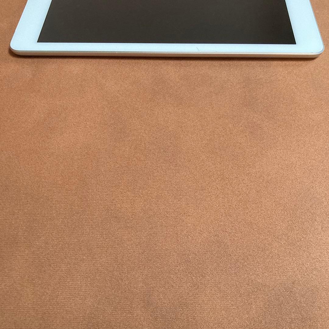 825【早い者勝ち】電池最良好☆iPad6 第6世代 32GB SIMフリー☆