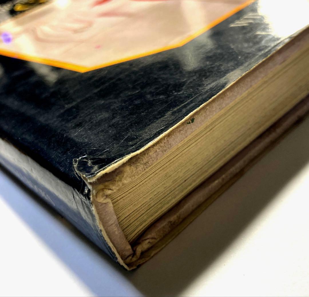 『VOGUE（ヴォーグ）』の1909〜1940迄の表紙 絶版・希少 洋書