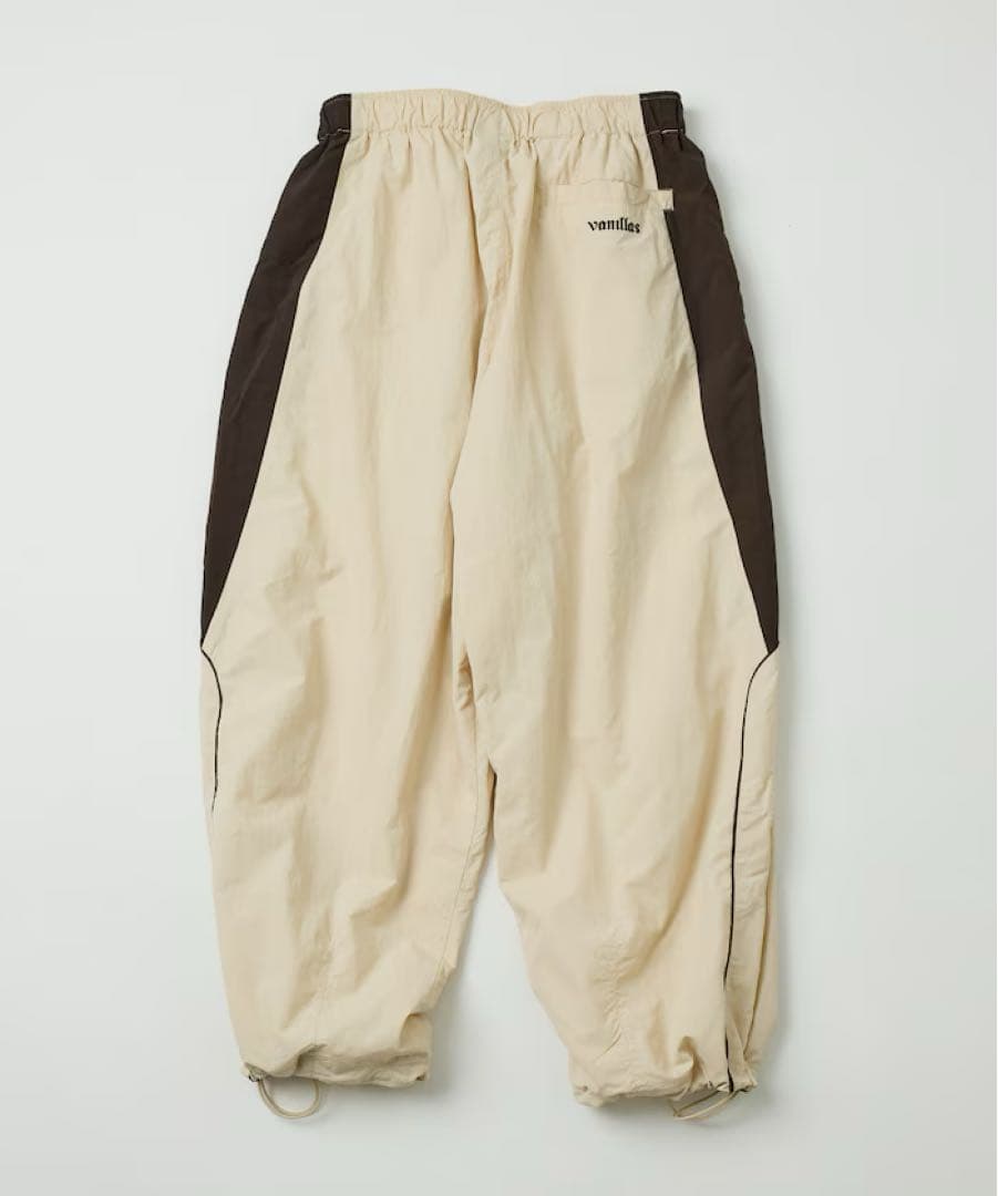 UMBRO go!go!vanillas ナイロントラックパンツ ホワイト M