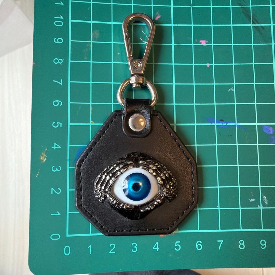 hide 目玉　キーホルダー