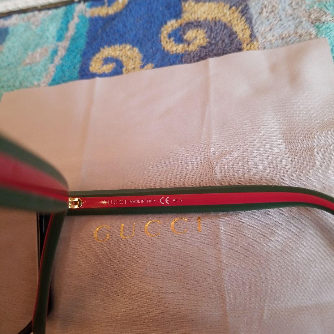 GUCCI スクエアサングラス ブラック/グリーン/レッド