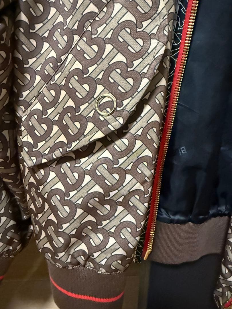 BURBERRY ロゴパターン ブラウン ジャンパー