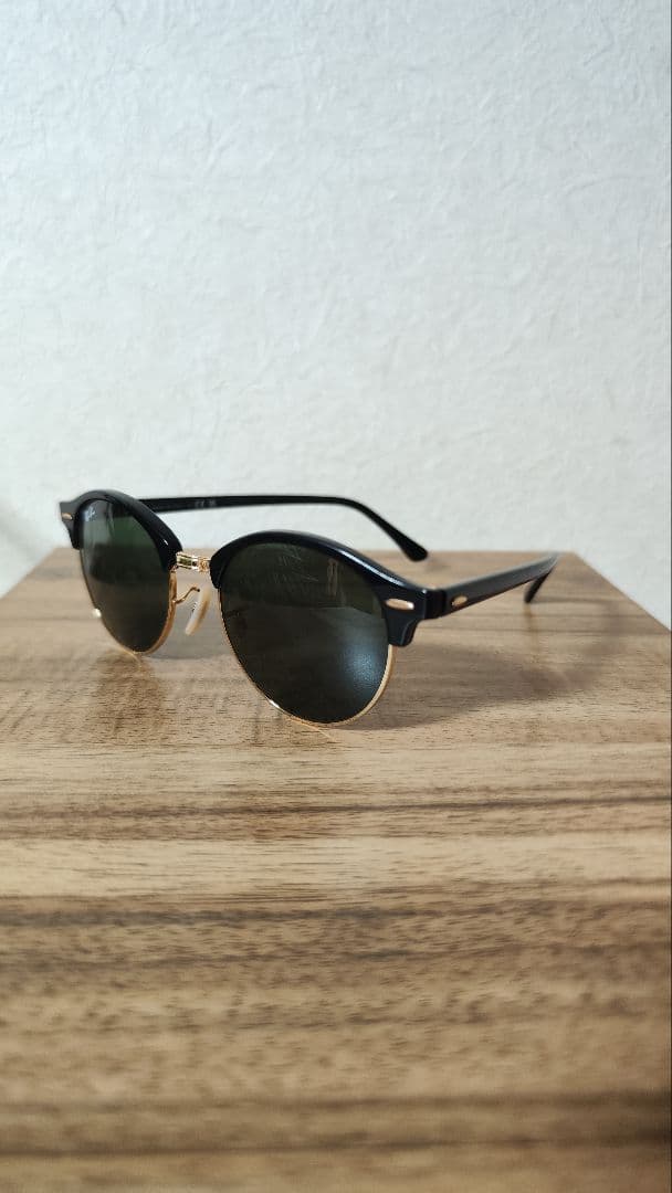 Ray-Ban（レイバン）サングラス　ブラック/ゴールド