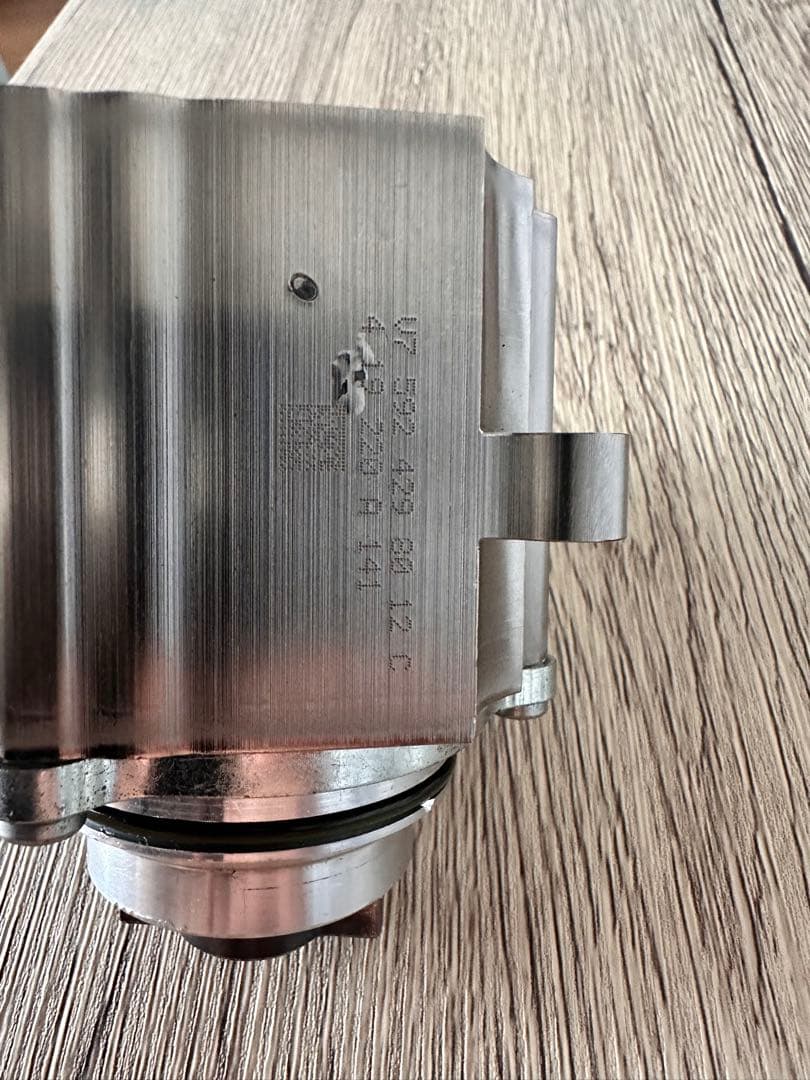  MINI 高圧燃料ポンプ ジャンク品 R56 N18 エンジン用