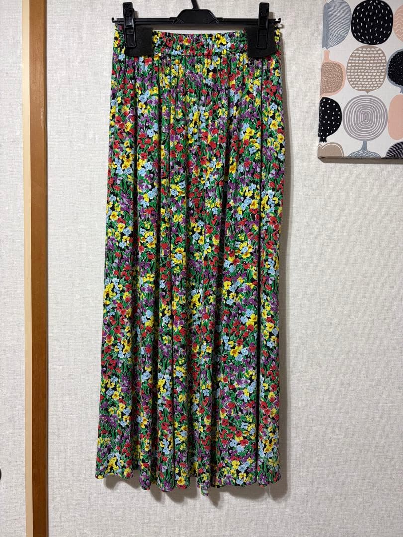 【定価：30,800円】SHINZONE FLASHY FLOWER SKIRT