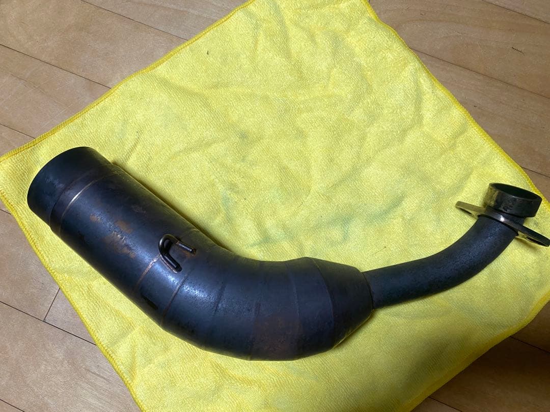 値下げしました 早い物勝ちですよ￼ Wirus Winのカーボンマフラー