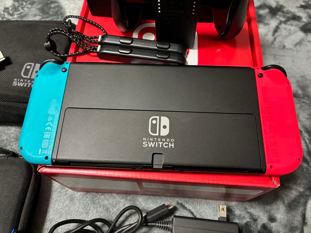 Nintendo Switch 有機EL 赤/青 付属品付き