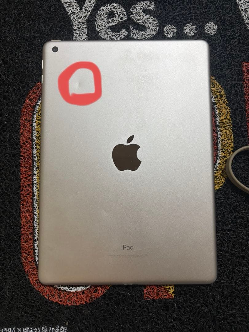 く*ま様 Apple iPad （第6世代）シルバー本体　128GB ※1200