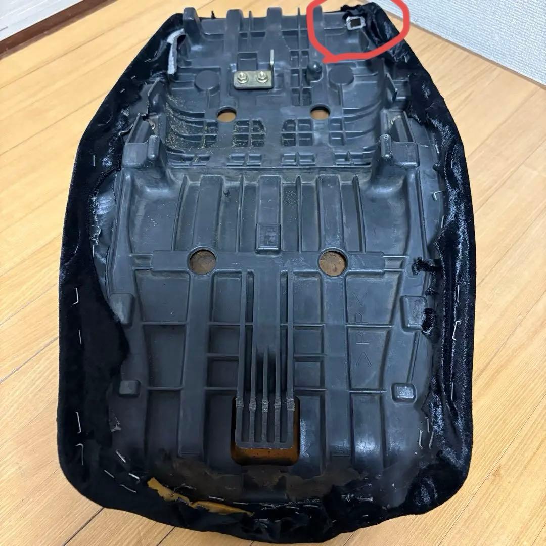 xjr400 4hm カスタムシート
