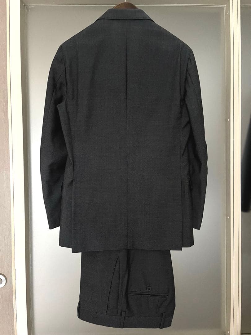 新品同様　LARDINI ラルディーニ　チャコールグレー　セットアップ　スーツ