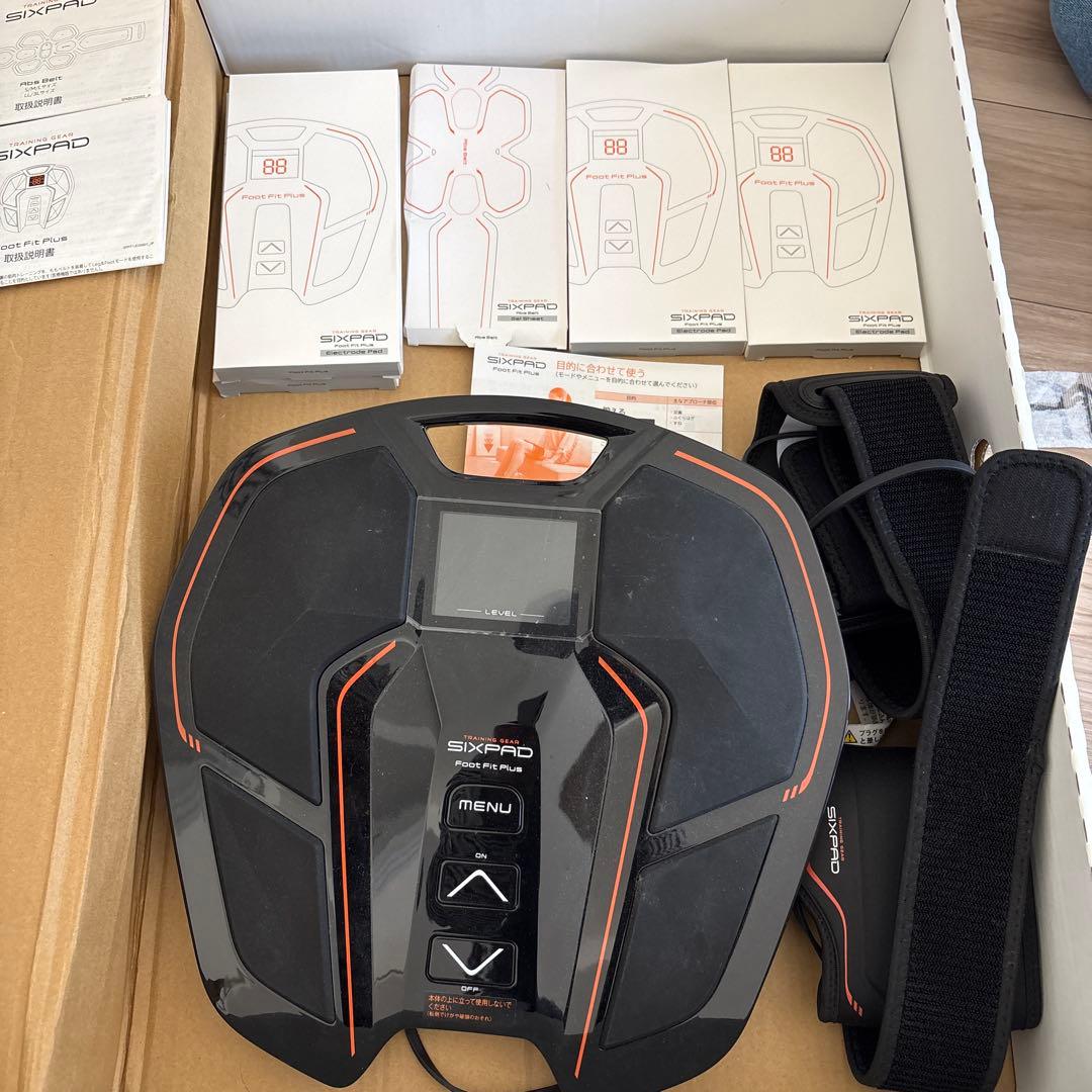 サ*ク様 SIXPAD EMS トレーニング機器 ジェルシート付き