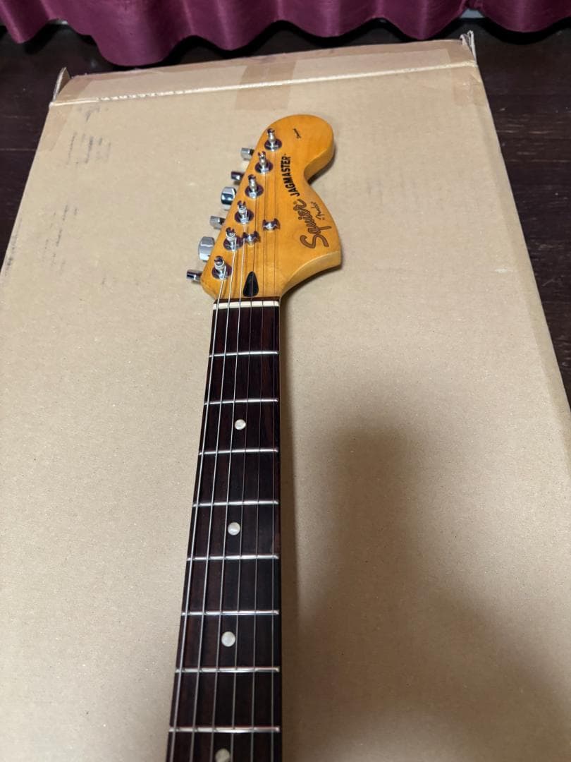 Fender Squire Jagmaster　改