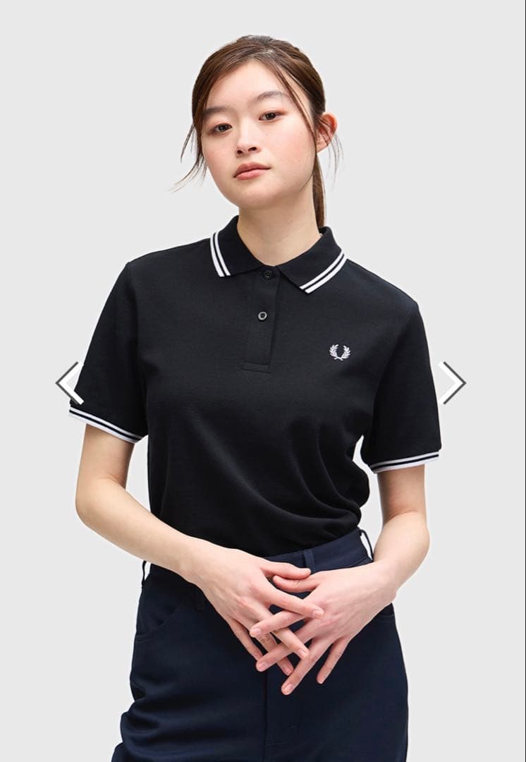 【最終価格！】The Fred Perry Shirt BLACK サイズ10