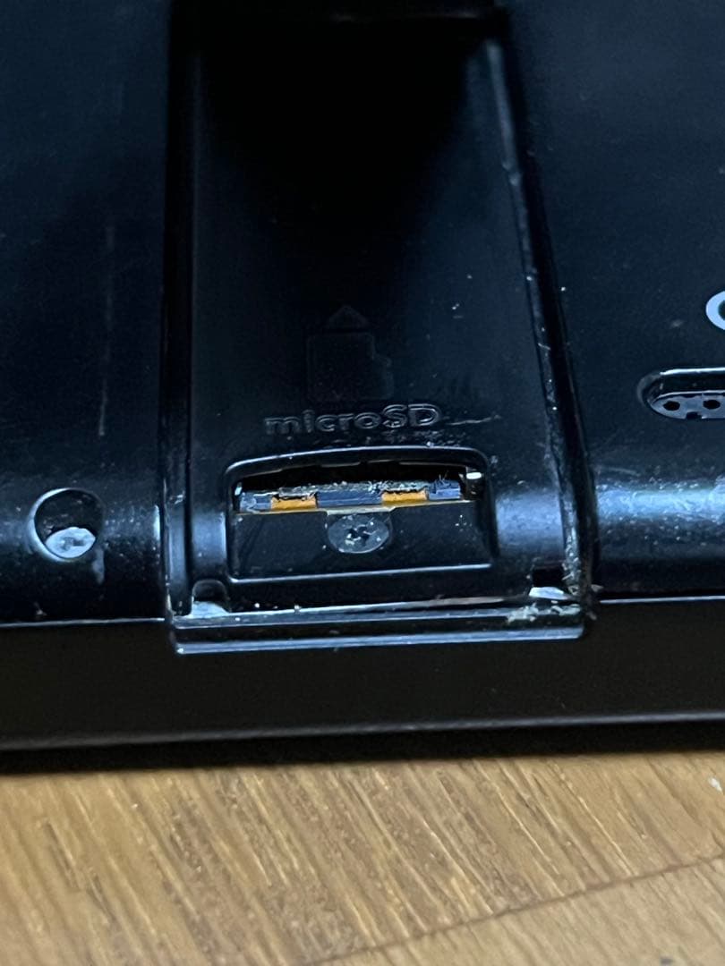 【通電確認済み】Nintendo Switch 本体のみ ブラック　ジャンク品