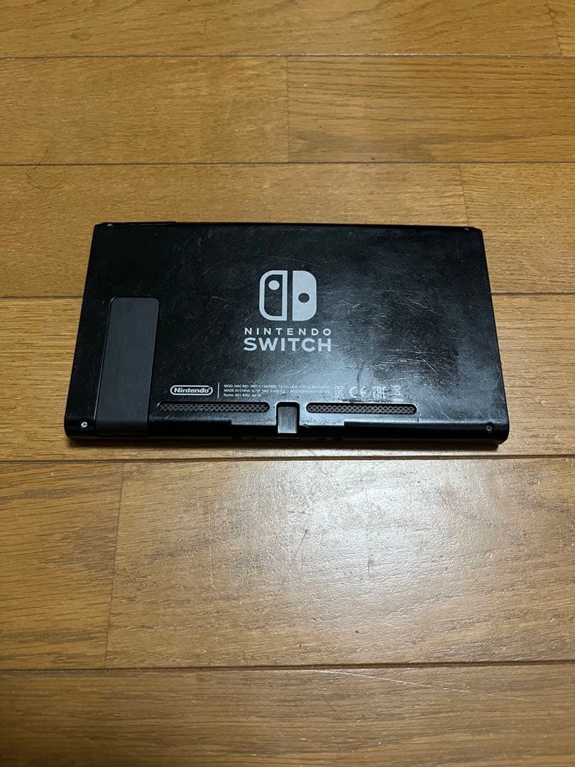 【通電確認済み】Nintendo Switch 本体のみ ブラック　ジャンク品