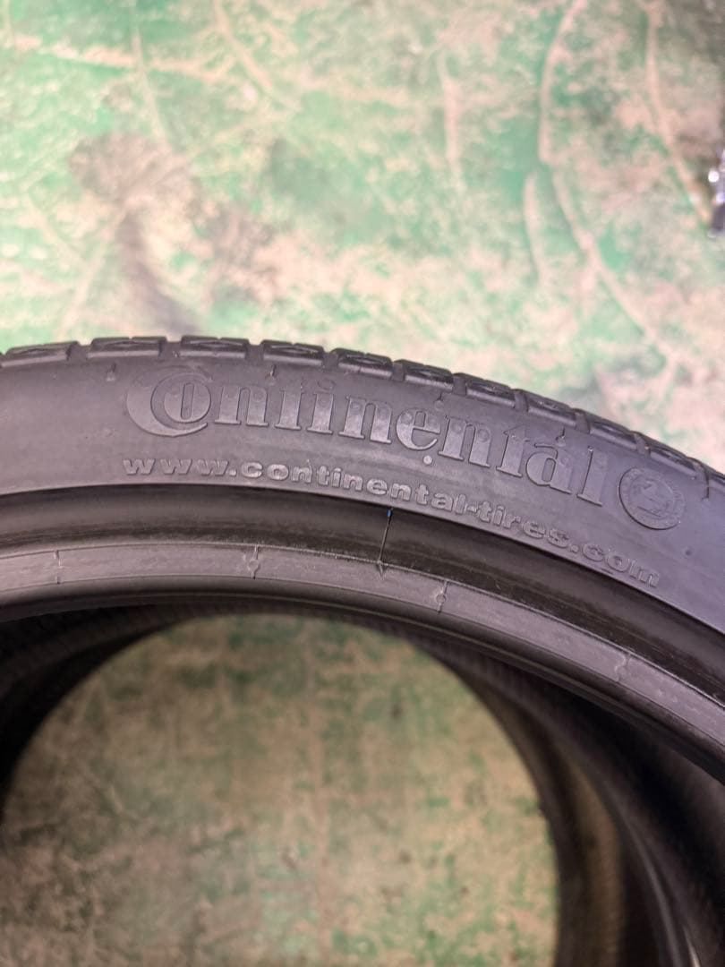 20インチcontinental 255/35ZR20 97W 山80%くらい