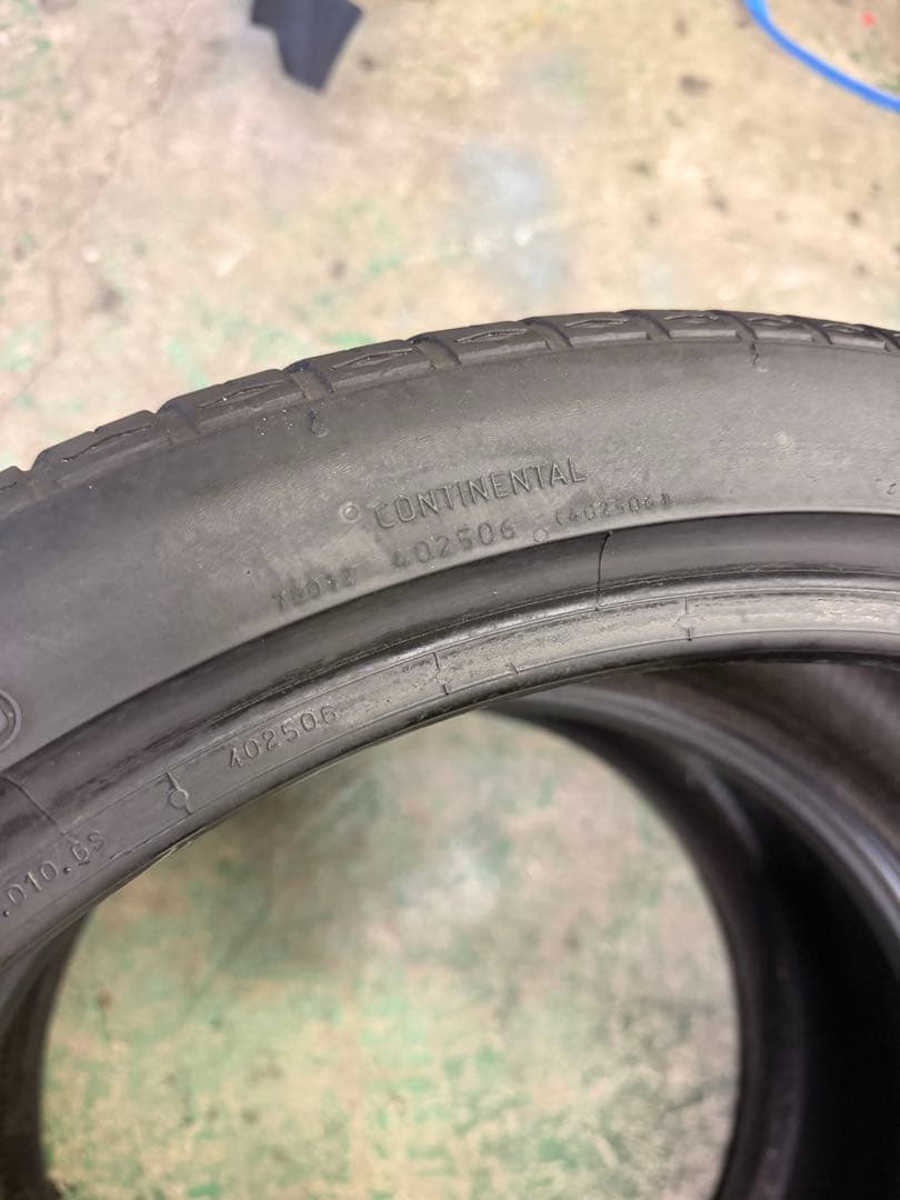 20インチcontinental 255/35ZR20 97W 山80%くらい