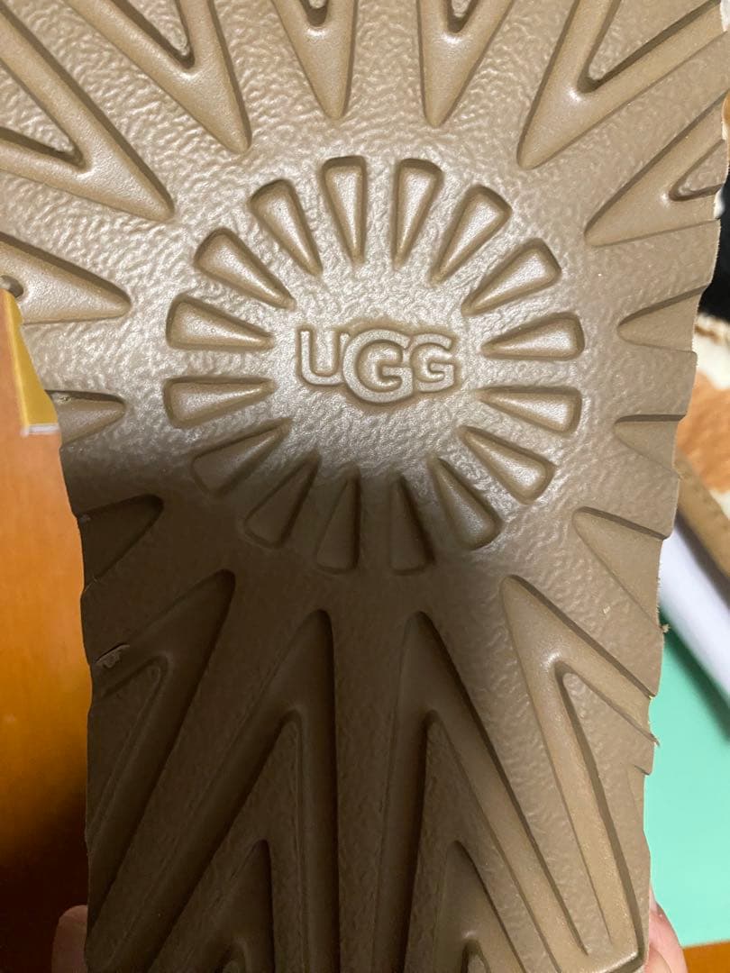 UGG 未使用品　ムートンブーツ