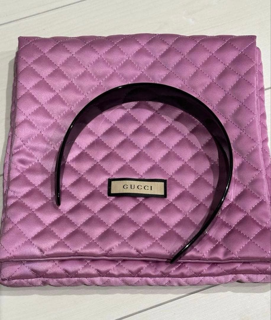 GUCCI クリスタルインターロッキング カチューシャ