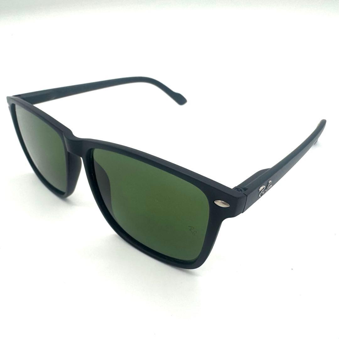 Ray-BanレイバンRB2428ブラックフレーム グリーンレンズ サングラス