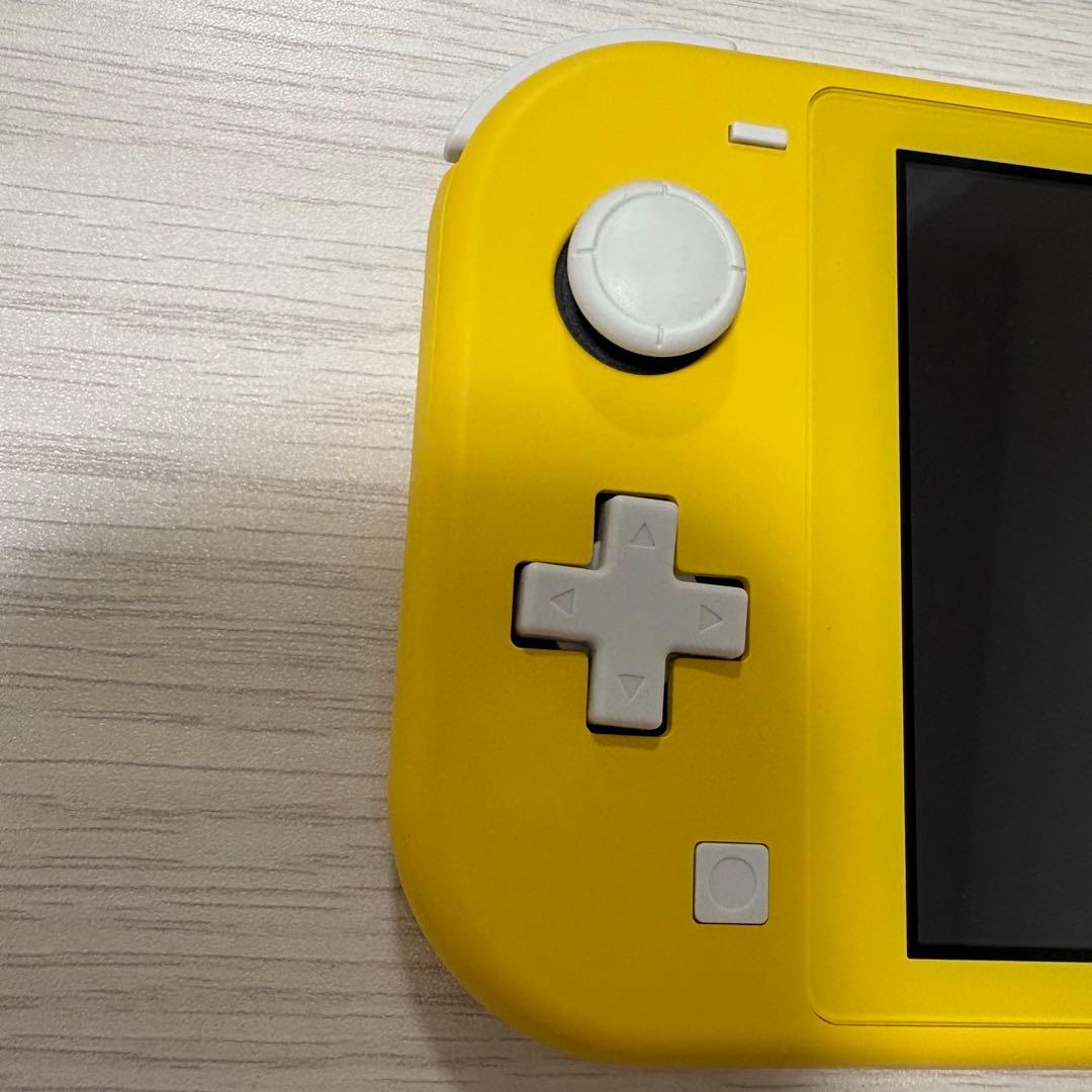 Nintendo Switch Lite スウィッチ イエロー 本体のみ