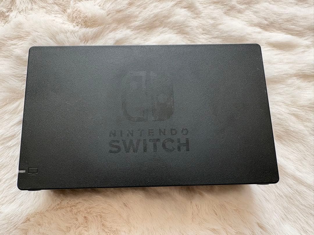Nintendo Switch 本体　64GB microSDカード 付き