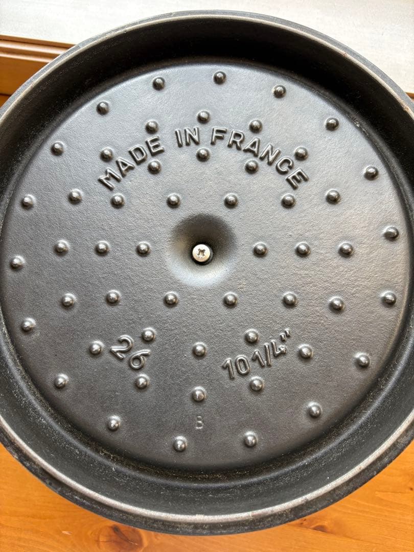 STAUB ラウンドココット 26cm　黒