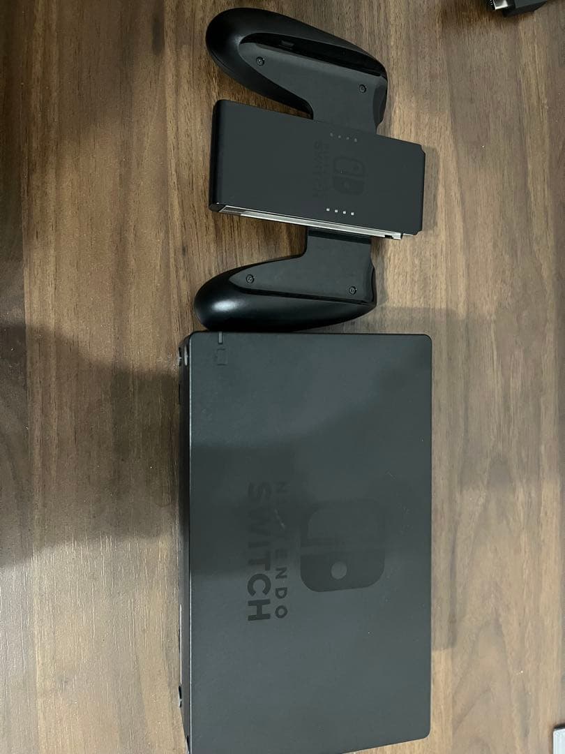 Nintendo Switchセット ジョイコンストラップ1つ