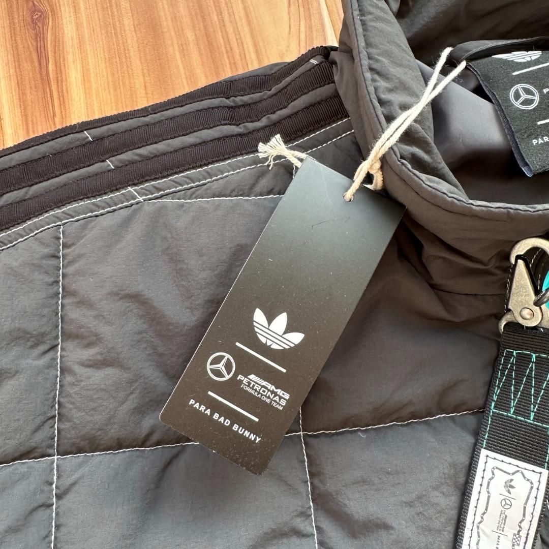 ジャケット・アウター Adidas Bad Bunny Mercedes-AMG F1 Jacket