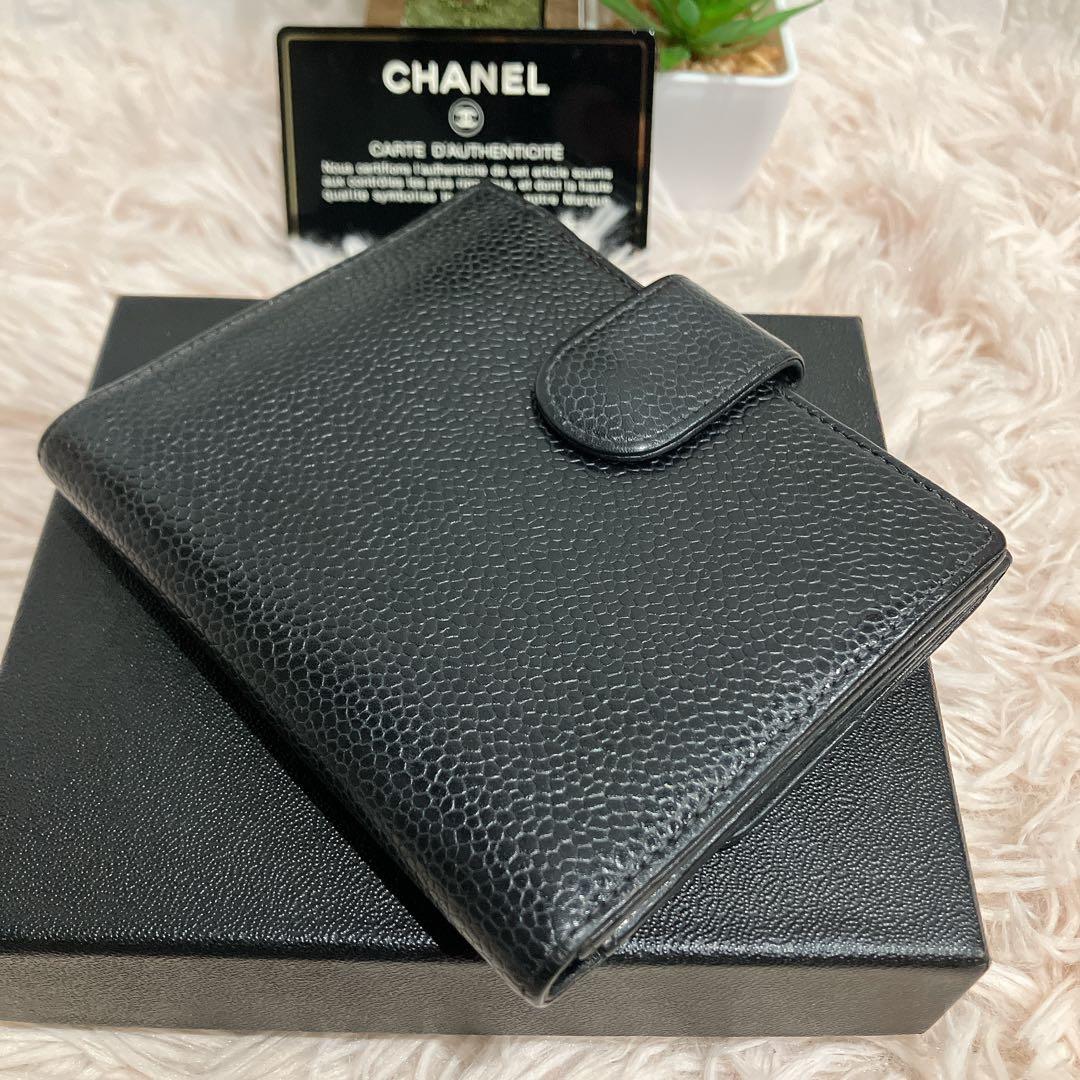 超美品 CHANEL 二つ折り財布 ココマーク キャビアスキン レザー Wホック