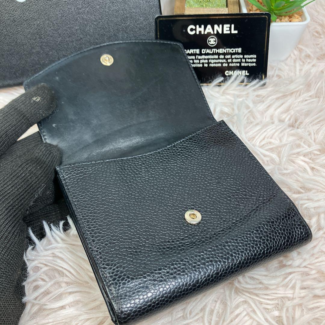 超美品 CHANEL 二つ折り財布 ココマーク キャビアスキン レザー Wホック