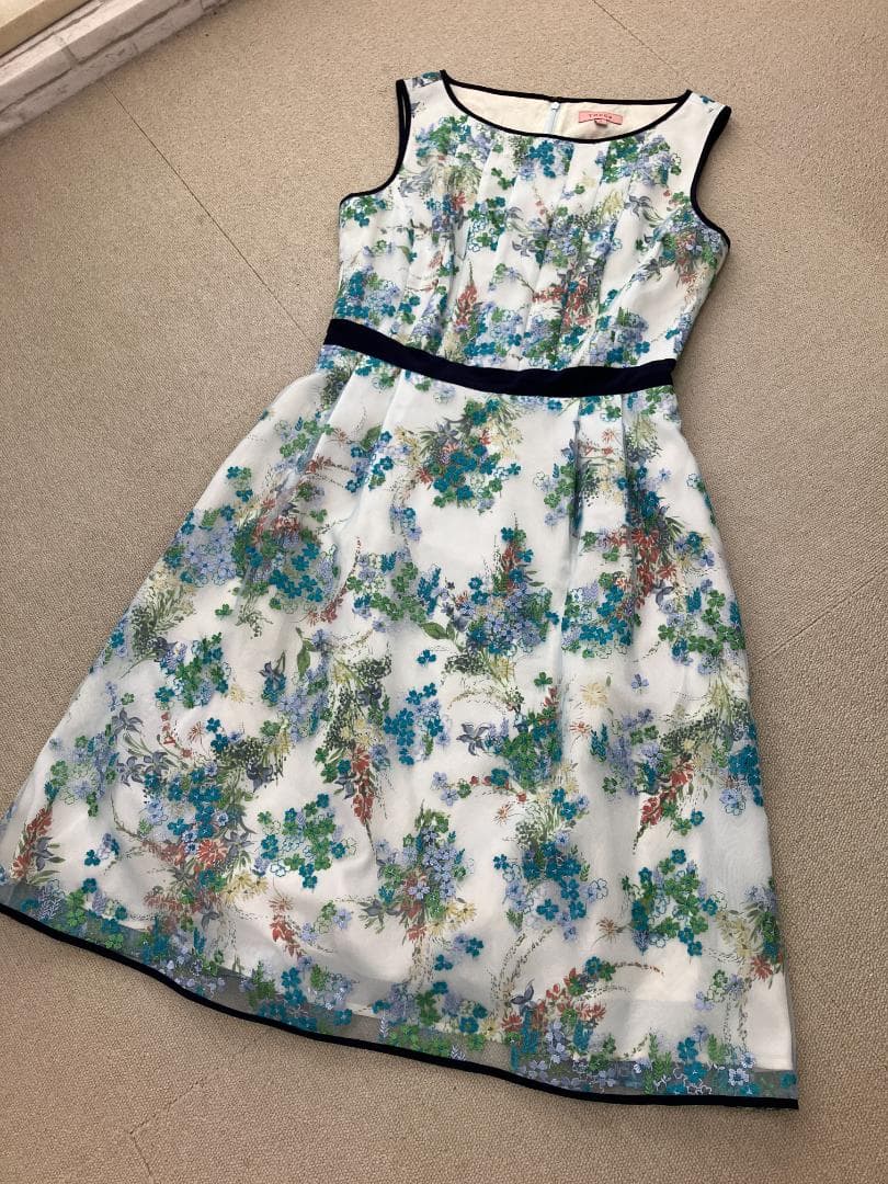 （K04301）トッカ　TOCCA　洗える！　ＳＵＮＲＡＹ　ドレス　ワンピース