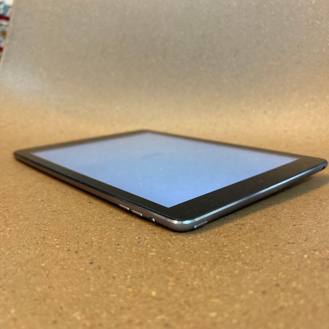 にっし　iPad Air A1474 第1世代 dtab d-01J